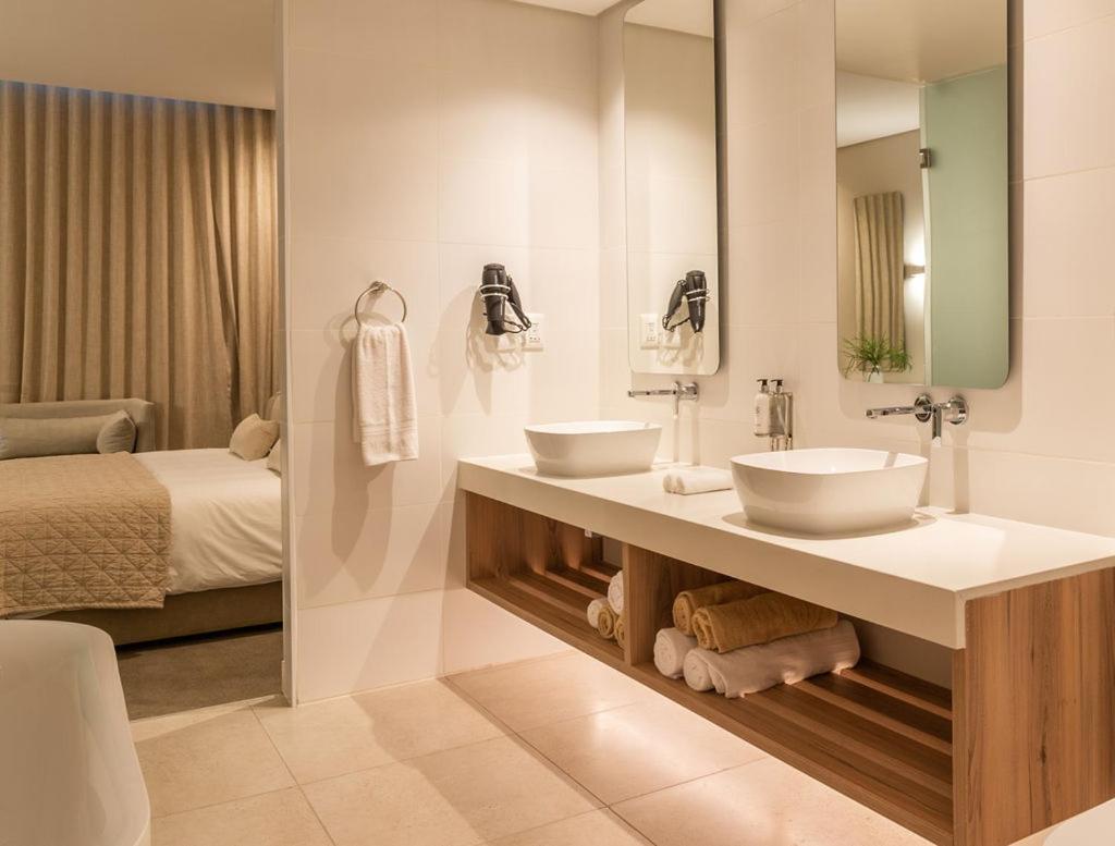 Bluewater Bay Sunrise Hotel Amsterdamhoek Extérieur photo